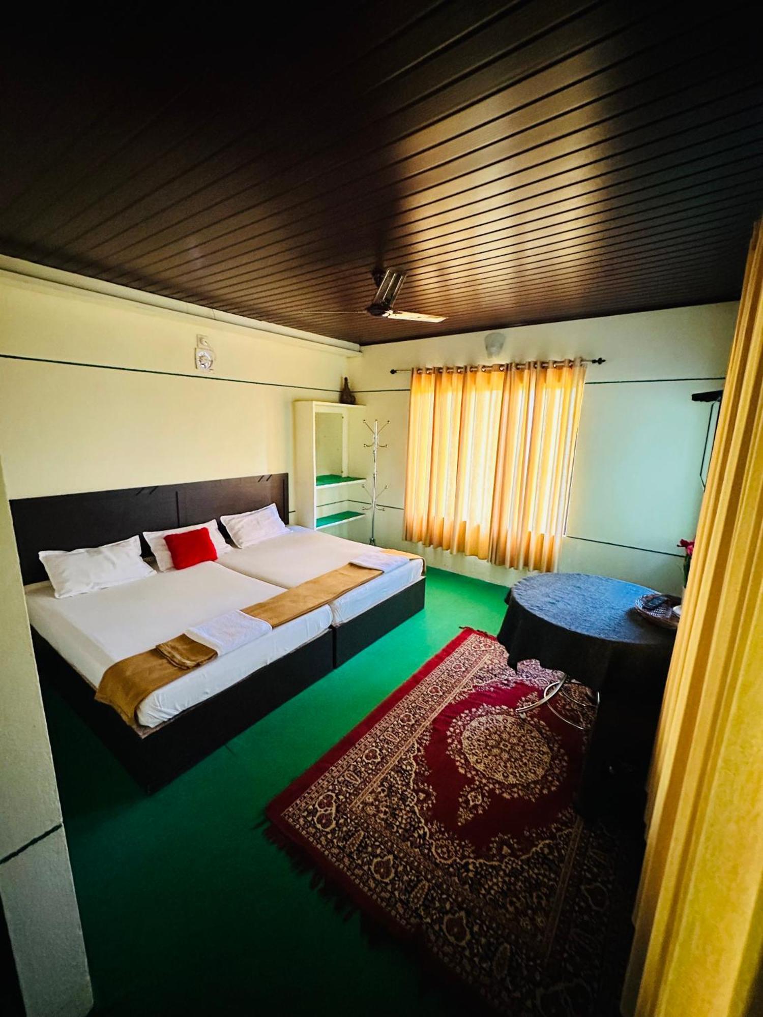 Thoppil Homestay Munnar Bagian luar foto